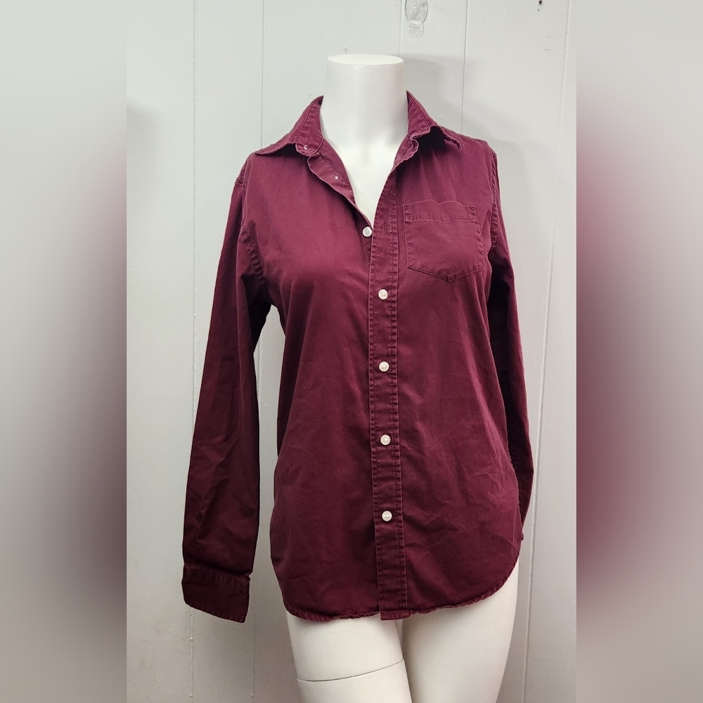 Gap brand "Slim Fit" button up